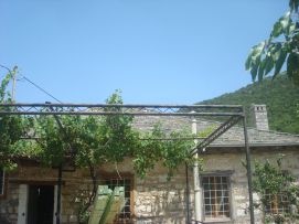 6 Κατασκευή παραδοσιακής στέγης από σχιστόπλακες στους Ασπραγγέλους Ζαγορίου